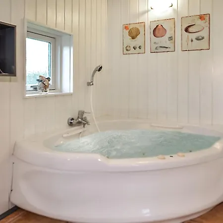 Nice In With Sauna *