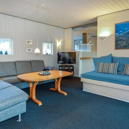 Holiday home Nice In With Sauna Blavand